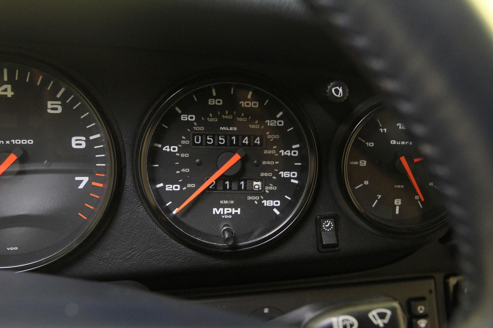 1995 Porsche 993 Carrera 4 Coupe