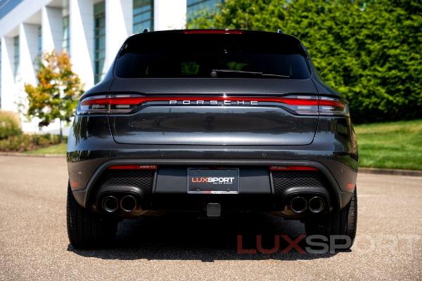 Used 2022 Porsche Macan  | Woodbury, NY