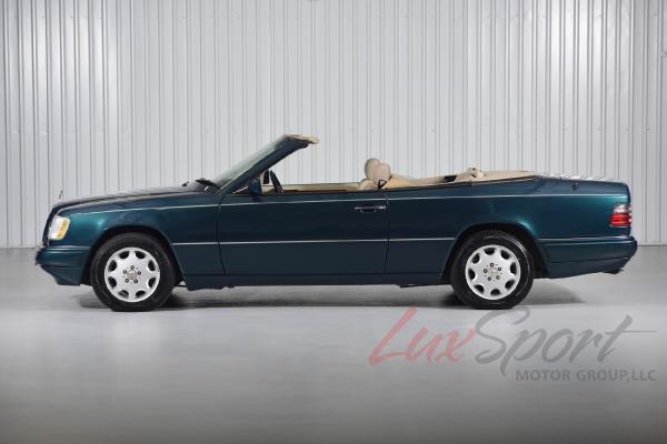 Used 1994 Mercedes-Benz E320 Cabriolet  | Woodbury, NY