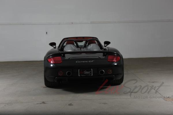 Used 2005 Porsche Carrera GT  | Woodbury, NY