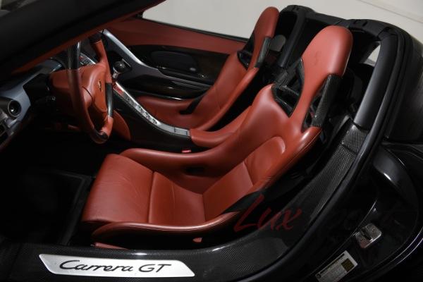 Used 2005 Porsche Carrera GT  | Woodbury, NY