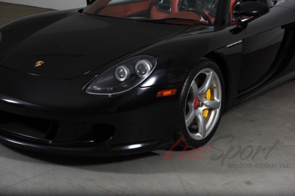 Used 2005 Porsche Carrera GT  | Woodbury, NY