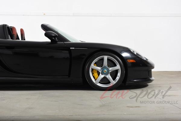 Used 2005 Porsche Carrera GT  | Woodbury, NY