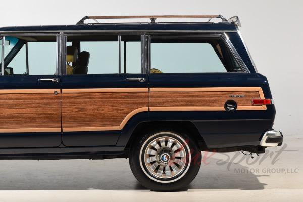 Used 1985 Jeep Grand Wagoneer  | Woodbury, NY