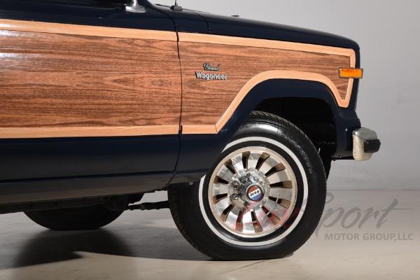 Used 1985 Jeep Grand Wagoneer  | Woodbury, NY