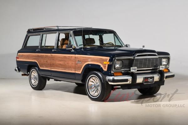 Used 1985 Jeep Grand Wagoneer  | Woodbury, NY