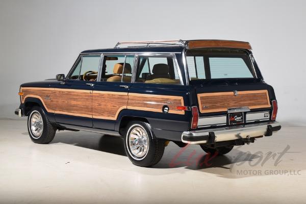 Used 1985 Jeep Grand Wagoneer  | Woodbury, NY