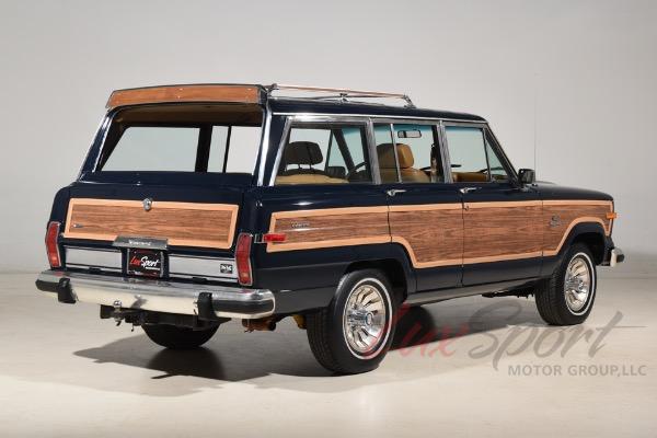 Used 1985 Jeep Grand Wagoneer  | Woodbury, NY